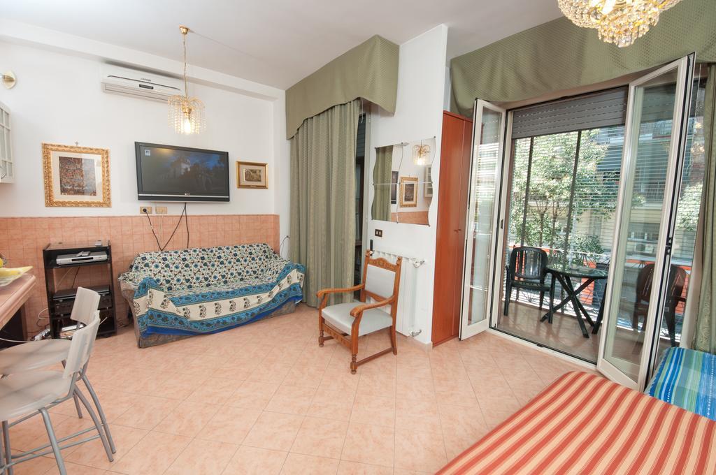 Suites Oliveri Viale Marconi Рим Екстер'єр фото