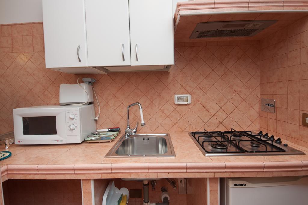 Suites Oliveri Viale Marconi Рим Екстер'єр фото