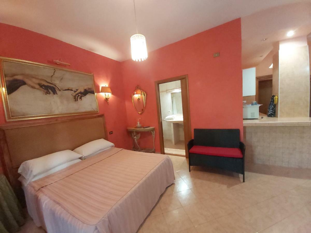 Suites Oliveri Viale Marconi Рим Екстер'єр фото